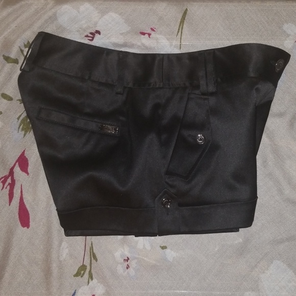 Express - Picture 4 of 4